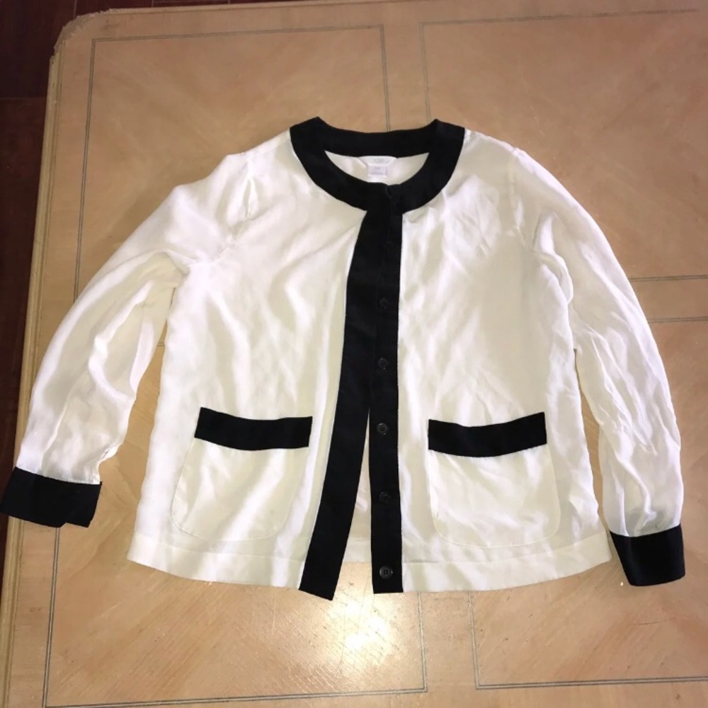 Cardigan/ button up